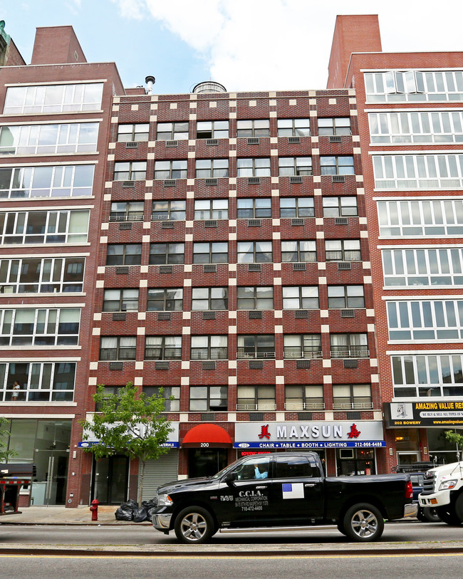 200 Bowery Street in New York, NY - Building Photo - Building Photo