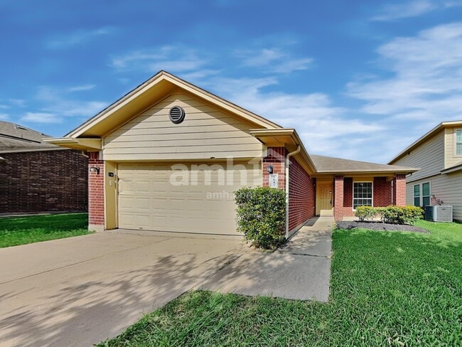 5847 Plantation Forest Dr