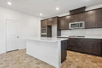 1676 Gold Medal Ln in Redlands, CA - Building Photo - Building Photo