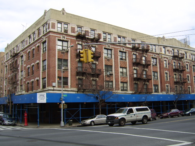 Longwood Residences in Bronx, NY - Foto de edificio