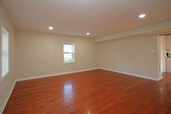 169 W Lee St in New Market, VA - Building Photo - Building Photo