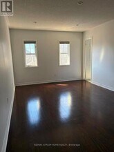 56 Ellesmere St in Richmond Hill, ON - Building Photo - Building Photo