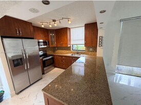 18000 NW 68th Ave in Hialeah, FL - Building Photo