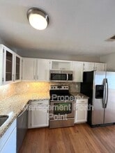 585 Wedgewood Dr in Alpharetta, GA - Building Photo - Building Photo