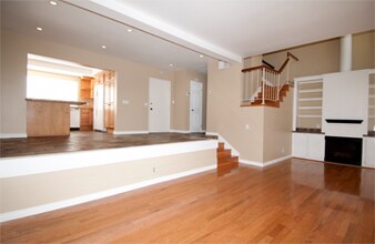 3 Encore Ct in Newport Beach, CA - Building Photo - Building Photo