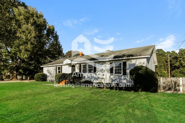 4378 Saxon Dr in Hephzibah, GA - Building Photo - Building Photo