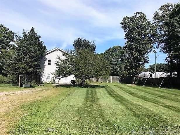 7091 Main St in Trumbull, CT - Building Photo - Building Photo