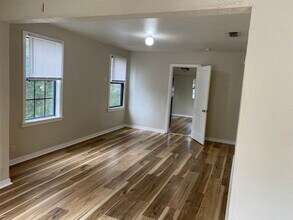 2046 W 17th St in Jacksonville, FL - Building Photo - Building Photo