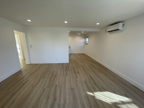 8343 Kittyhawk Ave, Unit 8343 in Los Angeles, CA - Building Photo - Building Photo