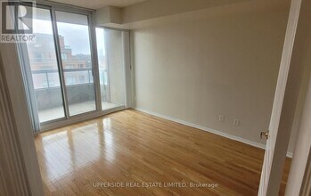 9 Northern Heights Dr in Richmond Hill, ON - Building Photo - Building Photo