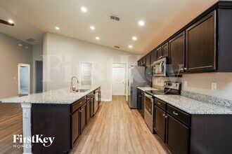 250 Sandestin Dr in Haines City, FL - Building Photo - Building Photo