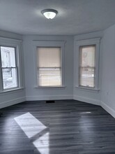 47 Mooreland St in Springfield, MA - Building Photo - Building Photo