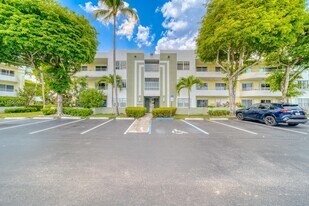 10795 SW 108th Ave in Miami, FL - Building Photo