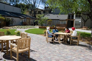 Paulson Park in Mountain View, CA - Building Photo