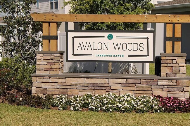 14051 Crimson Ave in Lakewood Ranch, FL - Building Photo - Building Photo
