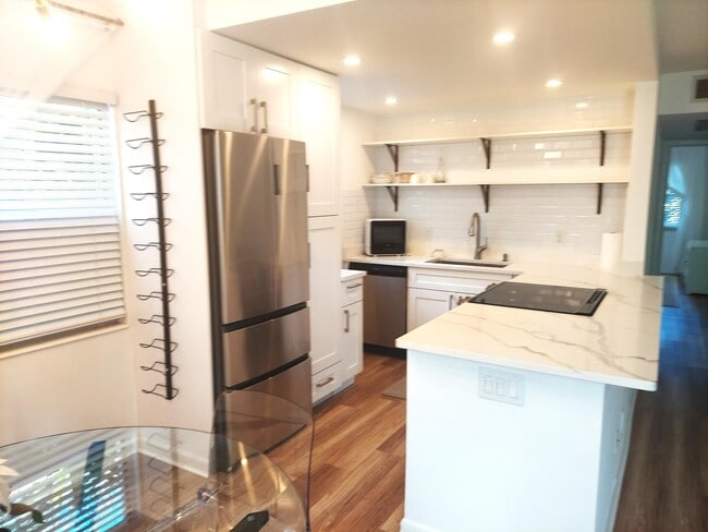 property at 193 Newport Ct