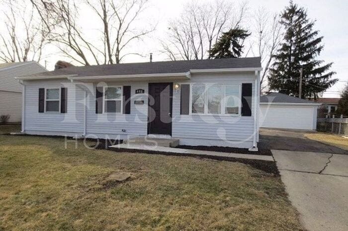 408 Dalhart Ave in Romeoville, IL - Building Photo