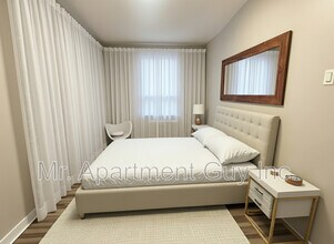 44 Victoria Ave S in Hamilton, ON - Building Photo - Building Photo