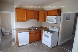 732 5th Ave N in Kent, WA - Building Photo - Building Photo