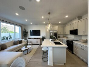 2186 Tributary Dr in Chula Vista, CA - Building Photo - Building Photo