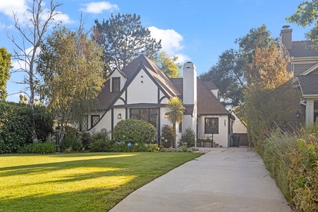 263 San Miguel Rd in Pasadena, CA - Building Photo - Building Photo