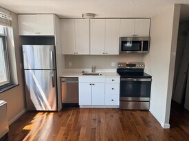 125 Trapelo Rd, Unit 14 in Belmont, MA - Building Photo