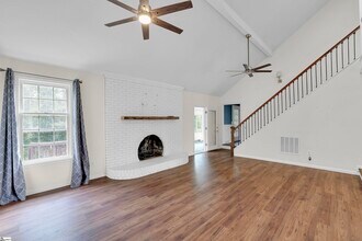 203 Roper Mountain Rd Ext in Greenville, SC - Building Photo - Building Photo