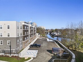 Edison Crossing LP in Mount Clemens, MI - Foto de edificio - Building Photo