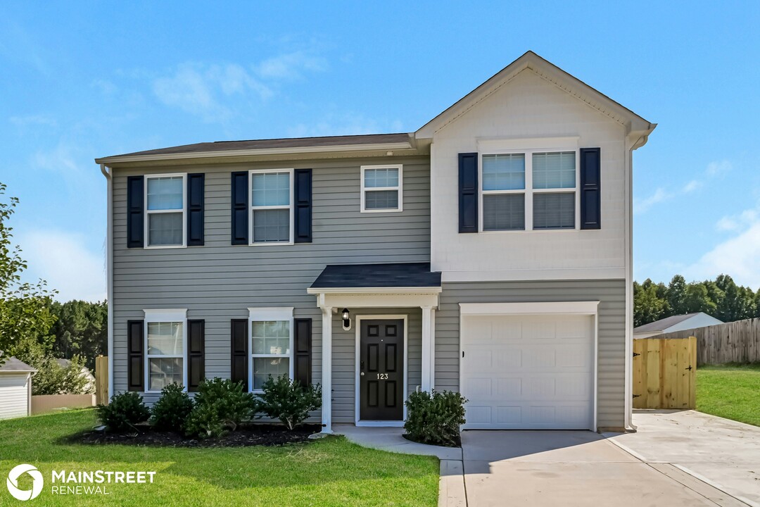 123 Bedrock Ct in Lexington, NC - Building Photo