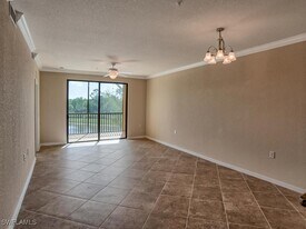 9566 Trevi Ct in Naples, FL - Building Photo