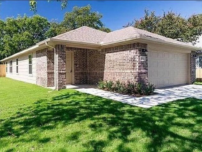 property at 401 Ritchey St