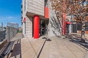 5609 SMU Boulevard in Dallas, TX - Building Photo