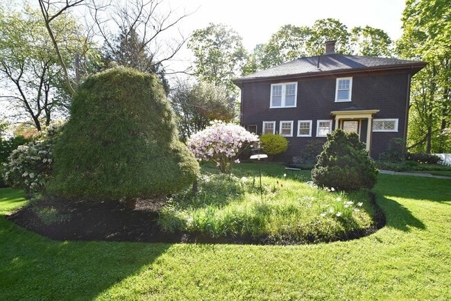 property at 36 Evergreen Ave