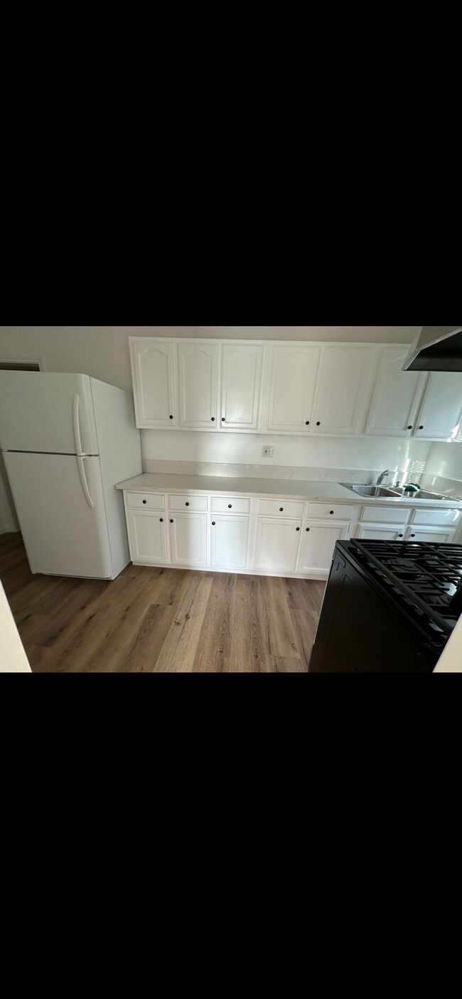 1625 Ewing St in Los Angeles, CA - Building Photo - Building Photo