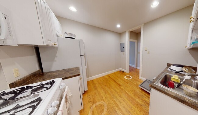 350 Allston St, Unit 2A in Cambridge, MA - Building Photo - Building Photo