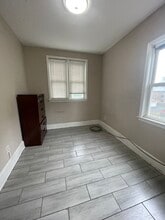 62 Dehart Pl, Unit 2 in Elizabeth, NJ - Building Photo - Building Photo