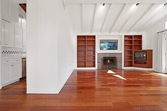 573 Amphitheatre Dr in Del Mar, CA - Building Photo - Building Photo