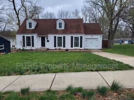 6300 W 80th Terrace in Overland Park, KS - Building Photo