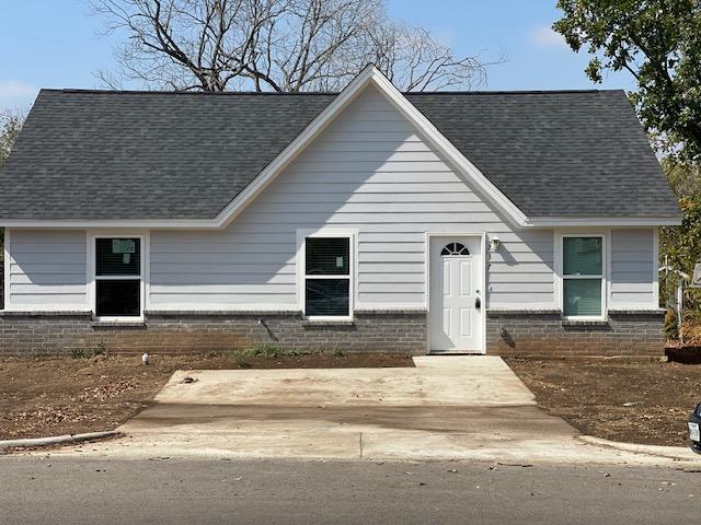 237 Huron St in Cleburne, TX - Building Photo