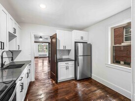 99 Bradford Ave in Crafton, PA - Building Photo