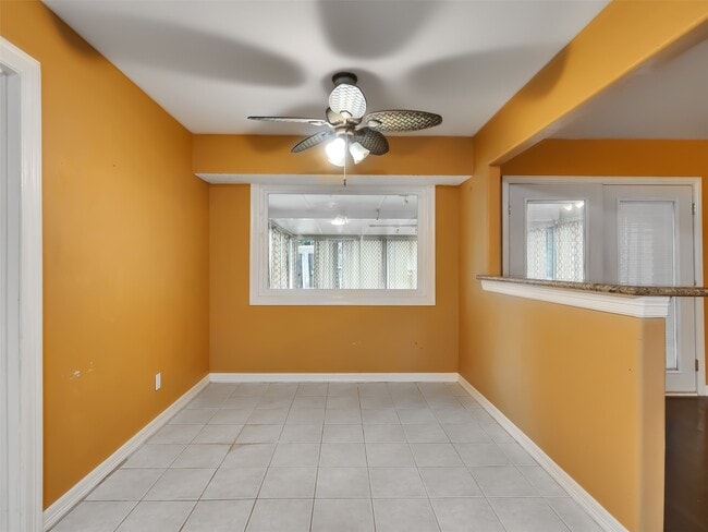 22627 Elsinore Dr