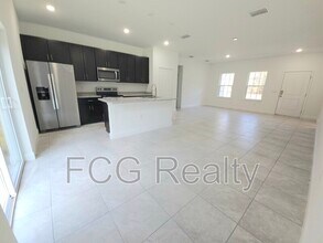 6374 N Falmouth Terrace in Citrus Springs, FL - Building Photo - Building Photo