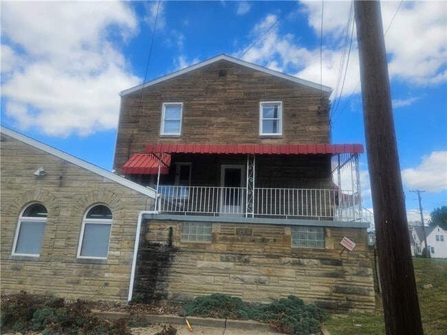 2448 Mill St in Aliquippa, PA - Building Photo - Building Photo