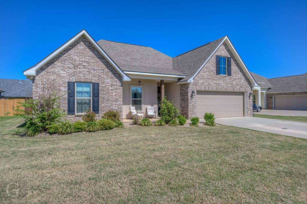 725 Esau Ave in Bossier City, LA - Foto de edificio