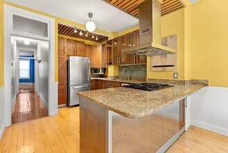 38 Woodward St in Boston, MA - Building Photo - Building Photo