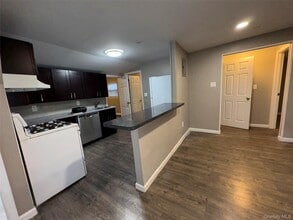 94 4th Ave in East Rockaway, NY - Building Photo - Building Photo