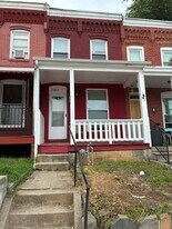 2702 W Lafayette Ave in Baltimore, MD - Building Photo