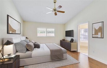 8217 Gillette St in Las Vegas, NV - Building Photo - Building Photo