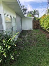 2921 Greenbriar St in Sarasota, FL - Building Photo - Building Photo