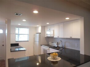 10110 Boca Entrada Blvd in Boca Raton, FL - Building Photo - Building Photo